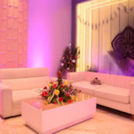 Red Orchid Hotel Kanpur Ngoại thất bức ảnh